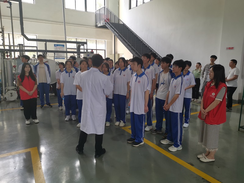 省钨与稀土质检中心开展“守护实验室安全”平安宣传活动